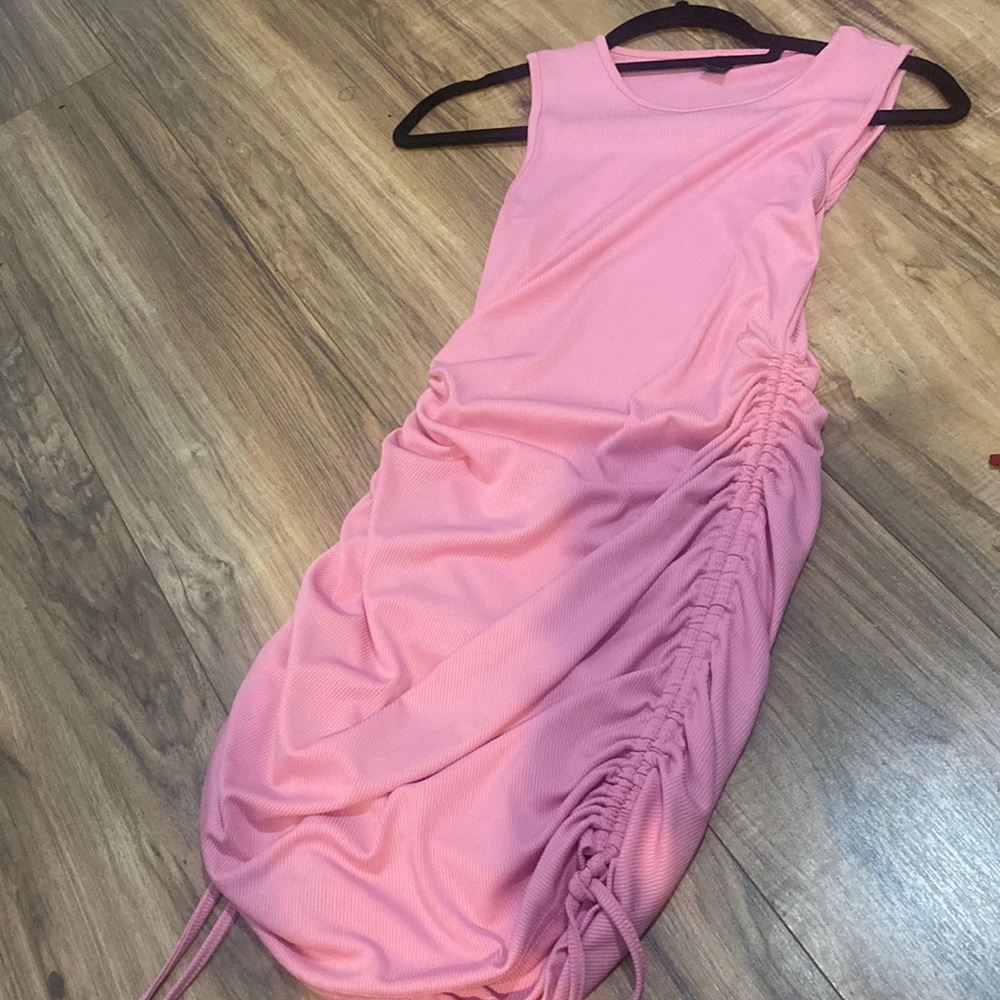 Pink Ruched Dress - Picture 3 of 3